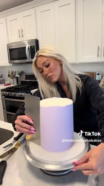 Purple on Purple Cake Decorating Tutorial