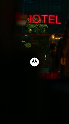 While the world settles for shadows, this motorola signature finds brilliance in the dark. It is a tribute to those who see the beauty that others miss. Gold standard photography with world’s best camera phone in segment*. World’s Only Triple Sony LYTIA Camera with Dolby Vision and 8K recording. The AI Signature Style engine intelligently reduces low-light noise and enhances textures for stunning depth. With AI Adaptive Stabilization and Group Shot intelligence, your footage stays smooth and eve