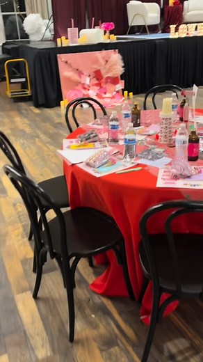 24 comments | The Sweet Selfie Photo Booth made its debut at...