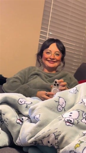 Send a hot text message to your wife in front of your family#couple #Love #husbandandwife #wife