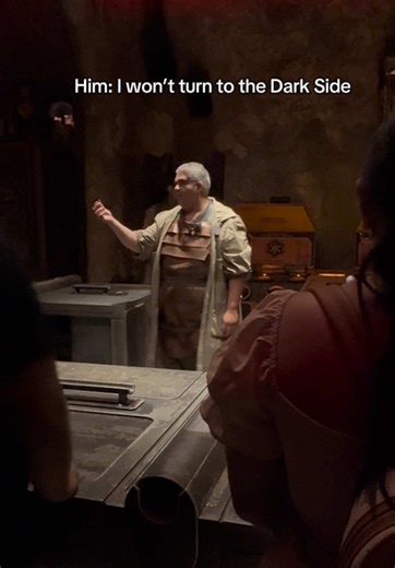 Building a Red Lightsaber at Galaxy's Edge