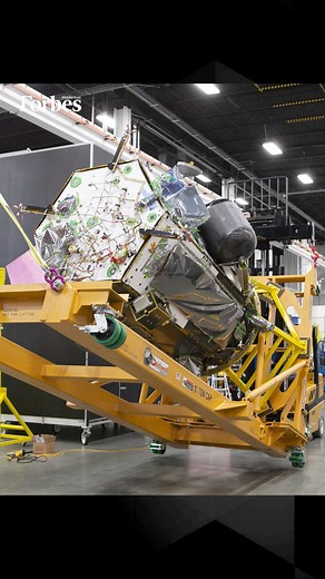 Space X called off the launch of the Nova-C lander due to the temperature of the rocket’s methane fuel being “off-nominal. However, the rocket company will attempt another launch on Thursday. #Forbes #SpaceX | Forbes Middle East English | Facebook