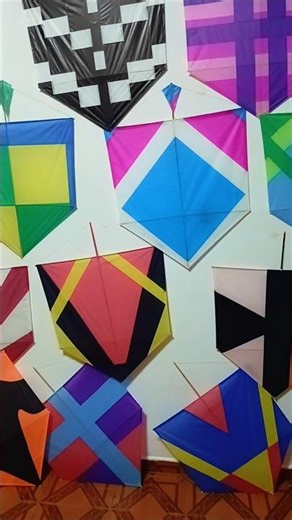 It's kite flying every day!!! 70cm kites, cut and pasted #kite therapy #kitesbrazil #shorts