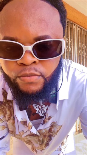 Kobby Grant (@richarsnanagranto)’s videos with original sound - Eura Mask🎭