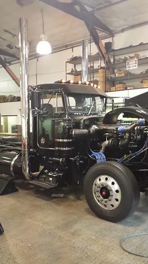 Peterbilt 359 Restoration