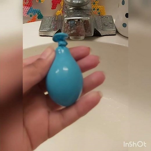 How to make a squishy balloon toy (Easy) 😌😌
