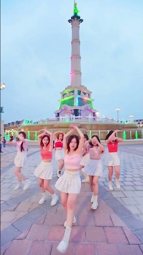 Đu nhạc Thái Lan cùng các nữ thần nhà Si 😍 #tiktok #trendingshorts #viral #thailandmusic