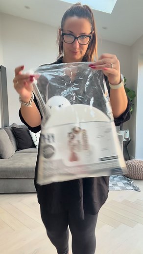 24K views · 1.1K reactions | ✨隆‍♀️ LOVING THESE DELIVERABLES… I love how pretty you can get with all the details on the smaller scale displays.. creating just as much wow.. and how tot can layer them up to fill a bigger space!! @oaktreeuk thank you for bringing the most GORGEOUS mermaid themes to the market!!! IN LOVE 隆‍♀️ • • • #mermaidballoons #balloonstylist #balloonstyling #underthesea #sopretty | Dream Higher Events | Facebook