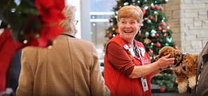 Volunteer Wayfinder Joanne Lennon has one goal when she donates her time at South Health Campus. “I chose this role because people don't want to come to this facility, but since they have to, I want to make their experience as good as it can be.” Over 17 years of volunteering with AHS, Lennon strives to make everyone’s day easier, and less stressful in whatever way she can. “I've actually provided a shoulder for a young lady whose mom had just died,” Lennon says, “She told me that her mom had ju
