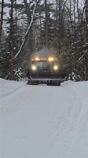 Our Groomers Todd W, Bryan A. & Chris R. are back at it tonight with steady snow falling. Temperatures are hovering close to zero, so not as dangerous to run as the last two nights. Heavy snow is expected through Tuesday. We are back to our daily grooming schedule as long as the weather permits. Thank you to all who have joined the club, donated to the fundraisers, became trail sponsors, or bought merchandise. A special thank you to our gracious landowners, hardworking volunteers, and grooming o