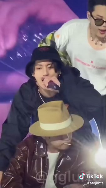BTS Anpanman Performance ft. Jungkook and Taehyung