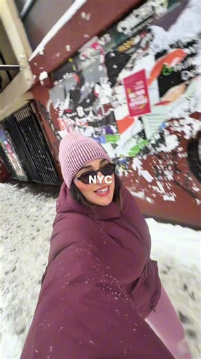 Last snow day of the year in New York City ❄️ So of course I had to take a walk through Central Park in the snow and romanticize my life for five minutes. #snowday #nyc #centralpark #winter #newyorkcity