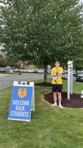 4K views · 128 reactions | Move In Recap for the Class of 2029!  We’d like to give a HUGE thank you to everyone who helped with move-in day! | Western New England University | Facebook