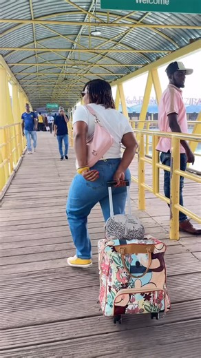 Lulu Edmark on Instagram: "It’s timeeeeeeeee……"