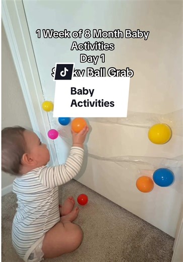Such a simple activity but so engaging 🤍 Perfect for little hands, focus and curiosity 👶✨ I share baby activities every day — save this one & follow along for more 🤍 #babyactivities #momsoftiktok #babiesoftiktok #newmom #fyp