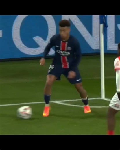Doué vs Lamine Yamal: Who is Better for the Champions League?