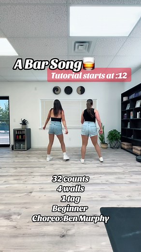 A Bar Song 🥃 line dance tutorial! 32 counts 4 walls 1 tag Beginner Choreo: Ben Murphy (please tag in comments if you can find him) Song: A Bar Song (Tipsy) by Shaboozey @kynee_jo @Courtney🖤 #linedance #linedancer #linedancing #linedances #beginnerlinedance #beginnerlinedancing #easylinedance #easylinedances #popularlinedance #howtolinedance #linedancetutorial #linedancelesson #abarsong #abarsonglinedance @BOOZEY