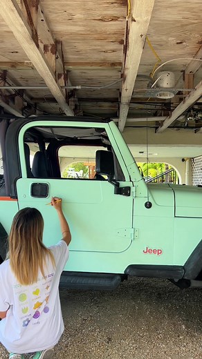 Painting My Jeep: Part 5 - Flamingos & Palm Trees