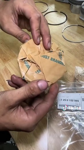 Dọn mới chiếc xe BMW 760Li đầy phong cách