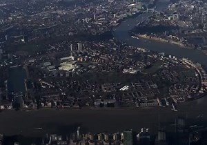 Time Lapse Panorama of London From East to West