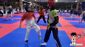 84 reactions · 12 shares | Hip movement Training#taekwondo ฝึกสะโพก ซึ่งเป็นส่วนสำคัญในการเตะท่าต่างๆ ให้แข็งแรง เปลี่ยนมุม เปลี่ยนจังหวะการเตะให้หลากหลาย | Taweesilp Taekwondo Thailand | Facebook