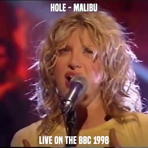 170K views · 2.4K shares | Crash and burn All the stars explode tonight How'd you get so desperate How'd you stay alive | Kerrang! | Facebook