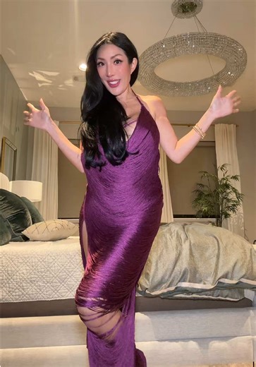 I am obsessed with this dress from @AKIRA and it’s literally one of a kind and a showstopper. #fringedress #purpledress #halterdress #shopakira #datenightdress