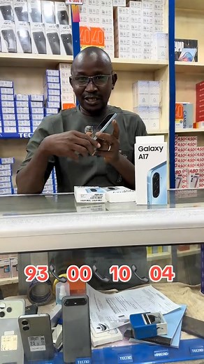 59K views · 2.4K reactions | Samsung A17 ! Mémoire 128GB Pour stocker toutes vos applications et photos Batterie Endurante 5000mAh Pour une utilisation quotidienne sans stress Prix : 90 000 f cfa #128GB #256GBstorage #64GB #Iphone #samsunggalaxy #Téléphones #Tecno #vente #VenteSmartphone Nous sommes au grand marché de Bamako près du tribunal de la commune III Contactez-moi vite sur ce numéro : 223 93001004 | Adama Traore | Facebook