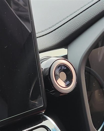 A closer look at the exterior and interior of the Land Cruiser LC300 GR, highlighting its bold design and sporty cabin details Watch full video: https://buff.ly/mdQuDuq | PakWheels.com