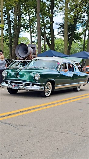 1951 Kaiser Traveler Classic Car Drive By Engine Sound Cruisin Hines Westland 2025