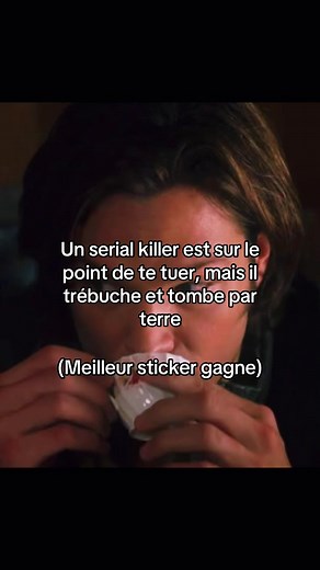 Un serial killer trébuche et meurt de rire — meilleur sticker gagne