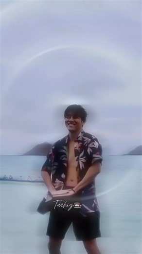 his abs and this dance😵‍💫❤️‍🔥 #bts #btsmember #v #kpopedit #army #taehyungnews #btsvlog #taehyungost