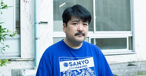 空気階段・鈴木もぐら「没頭飯」インタビュー　「おじさんがめし食ってるだけ」が共感を呼ぶ理由 - WWDJAPAN