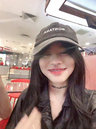 အကြံပြုထားသည့် အကောင့်များ