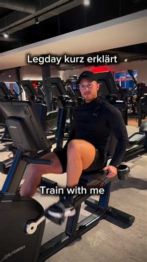 REMO on Instagram: "Mein Legday einfach erklärt🧐 2x pro Woche und deine Beine werden wachsen🔥🚀 Mehr brauchst du nicht💪🏼 . . . #legday #explained #legdayroutine #gymmotivation #gymlife #fitlife #discipline #lowerbodyworkout #trainhard #focus"