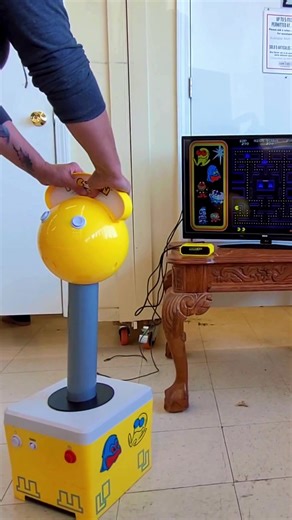 This PacMan Joy Stick comes with 10 different games, bringing 10 times the fun! Take the Arcade home with you to