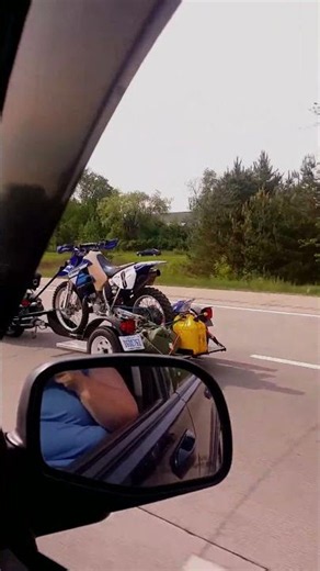 WHEN BIKERS DON’T NEED A TRUCK 😅🏍️
