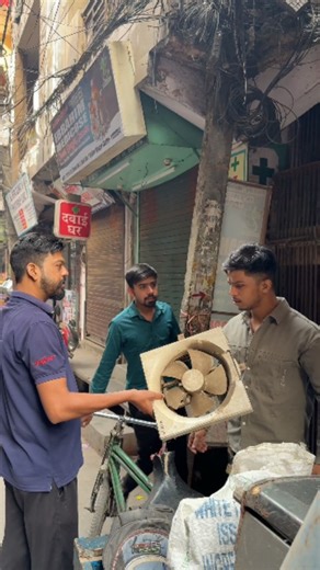 30 comments | ₹50 Dunga bhai iske @team_feab #funny #reels #viral #trending | zaid_feab_53 | Facebook