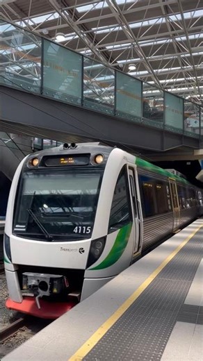 Transperth 3 Car B - Series Set 115 arriving on Platform 7 at Perth Station