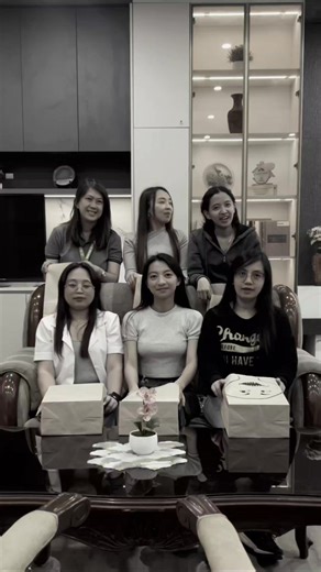 3.1K views · 148 reactions | ACCOUNTING & HR DEPARTMENT 殺 Trying the halloween paperbag trend with my officemate 珞. Rosalinda Lumang Roxan Magallanes Carmina Bangsoy Zebriie Lem Ew Alesandra D Carnate | KeAnna Betsy Fomeg-as | Facebook