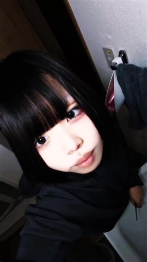 片目メイクの魅力とポイント