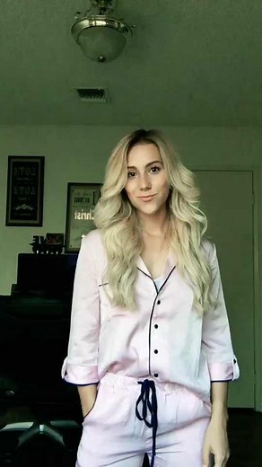 Esthalla (@esthalla)’s videos with original soundEsthalla