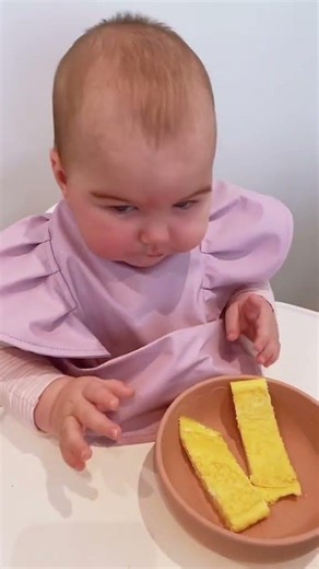 How did your little one go with egg? #startingsolids... #Shorts #dr.katie.h
