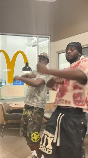 BOO dance trend (Headband version) 🔥 | This one too smooth 😭🕺🏽 #boo