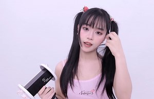 ASMR 舔耳嘴巴声（成员晓美）