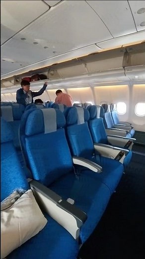 Cathay Pacific Airbus A330-300 Economy Class Seats