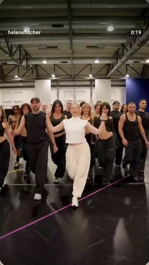 Helene Fischer: Liebe Grüße von den Tourproben 😉 #helenefischer #heutenacht