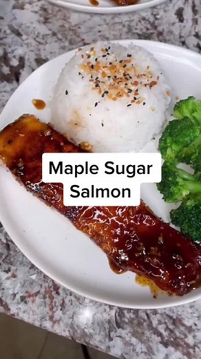 Delicious Maple Glazed Salmon Recipes for Family Dinners