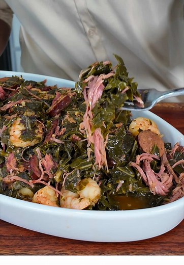 Delicious Southern Collard Greens with Smoked Turkey