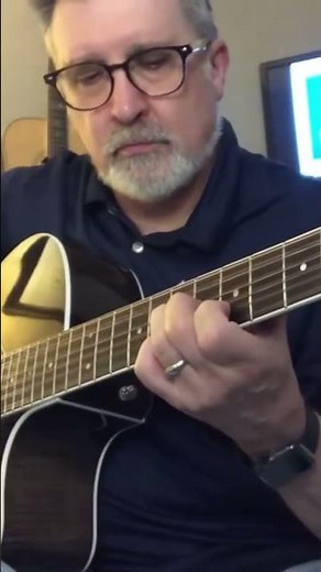 Up-Close Fast 12-String Fingerpicking